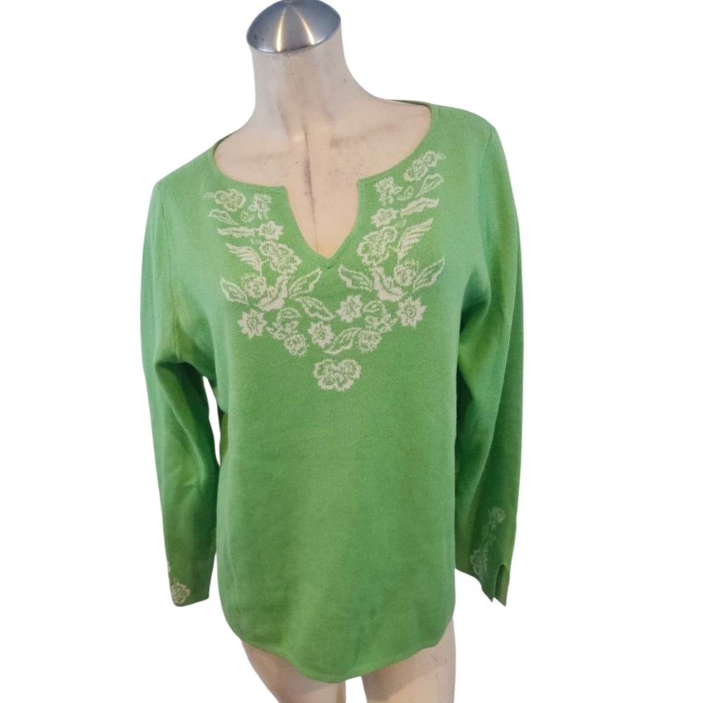 Susan Graver Size L Green Knit Top Sweater Floral Trim
